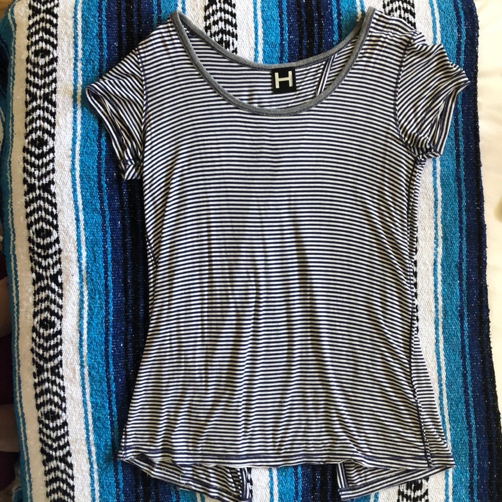 Nordstrom Rack short sleeve top